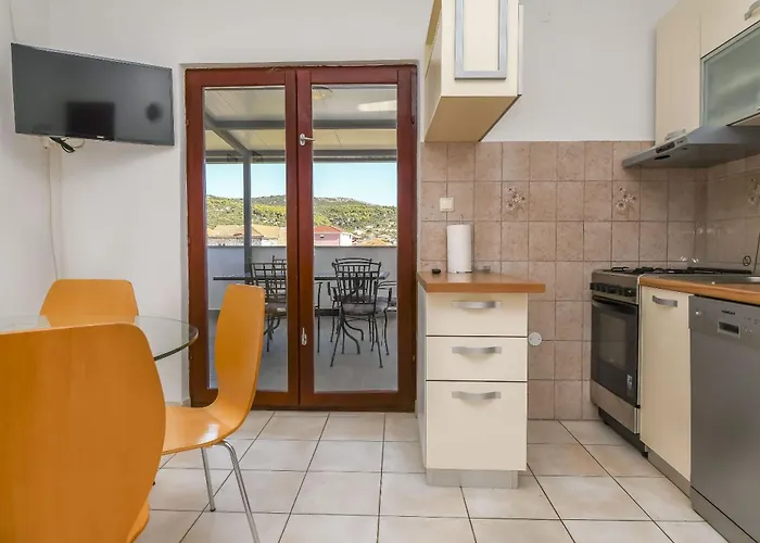 Deni Apartmán *