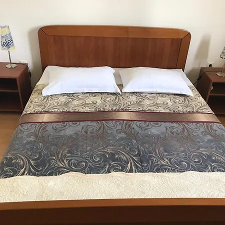 Apartment Deni - 30 M From Sea Vinisce